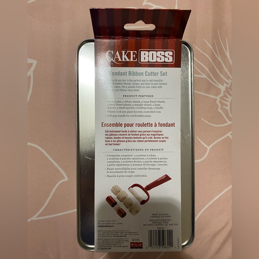 NIB - Cake Boss - Fondant Ribbon Cutter - Picture 2 of 2